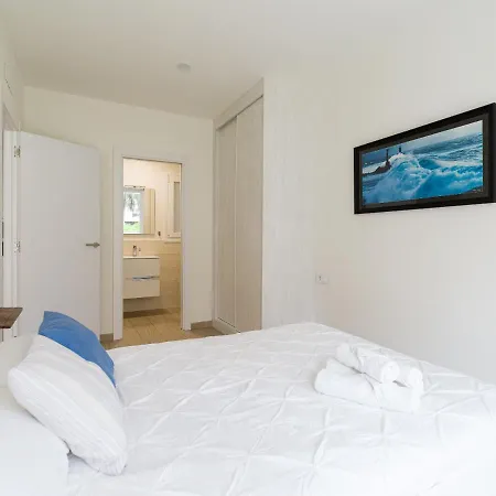 Homeforguest Modern In Canteras With Parking Apartment *